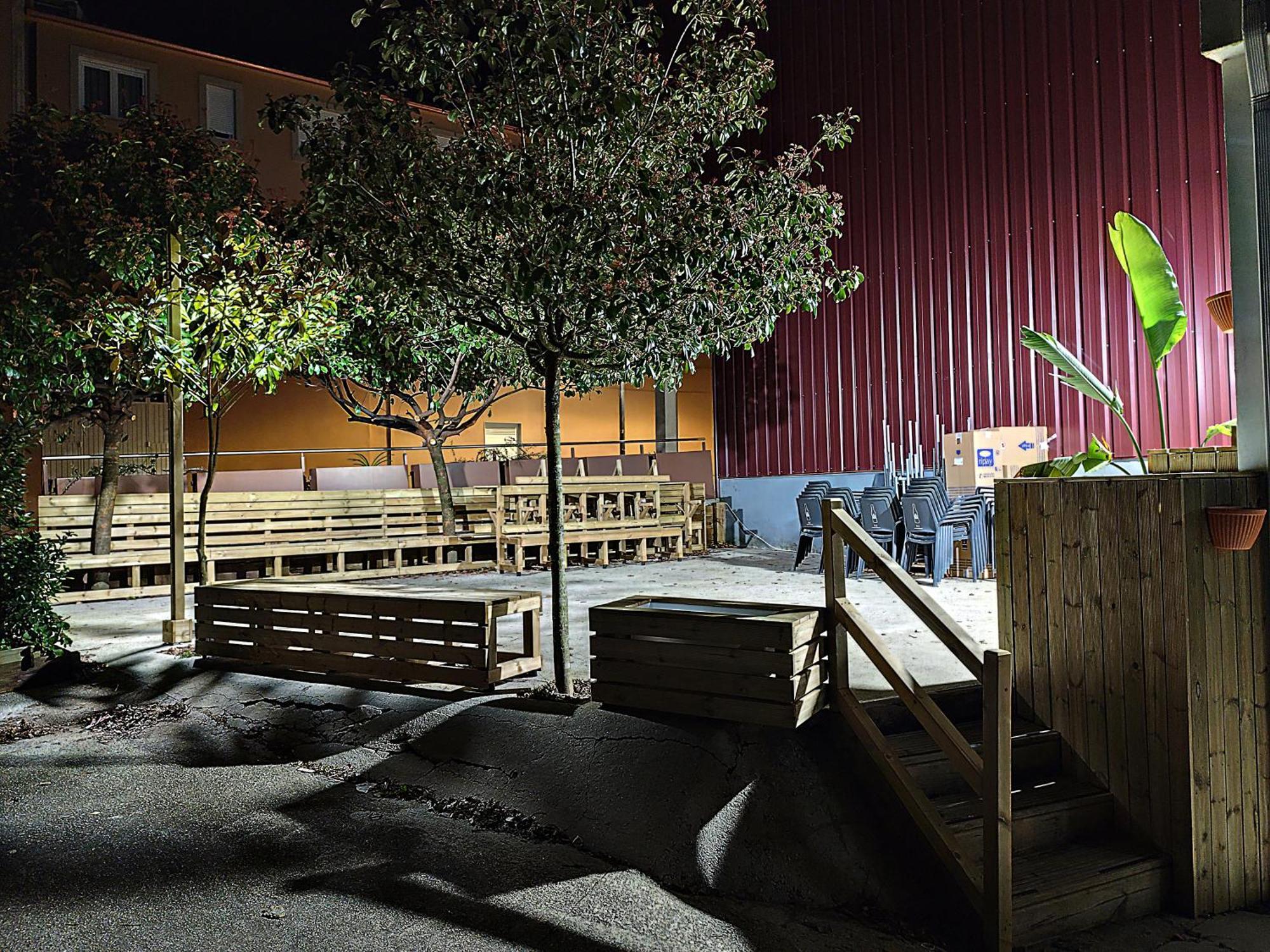 Cruce De Caminos Arzua Hostel ภายนอก รูปภาพ